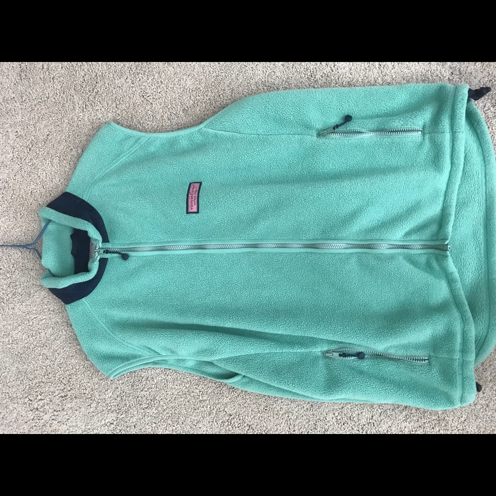 Men’s M Vineyard Vines vest
